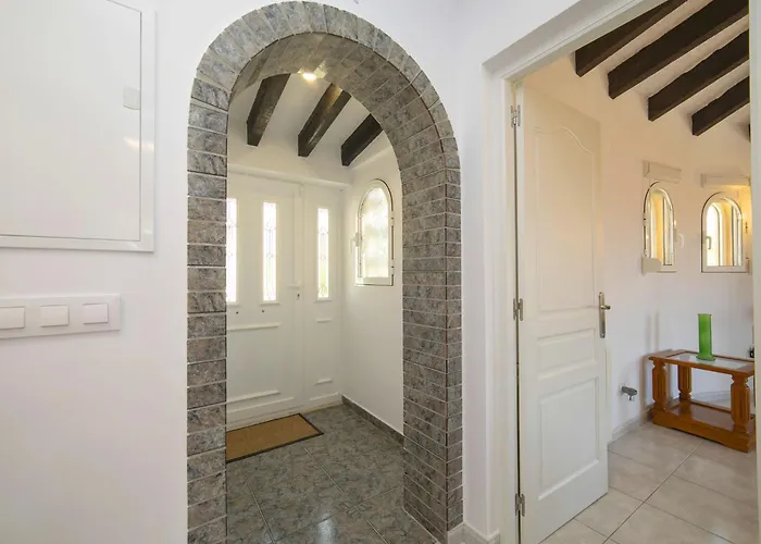 Louisa By Interhome *